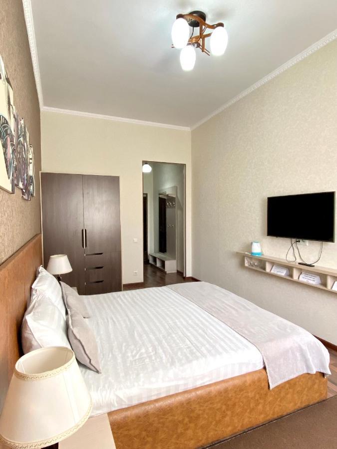 Caravan Hotel Karakol Buitenkant foto